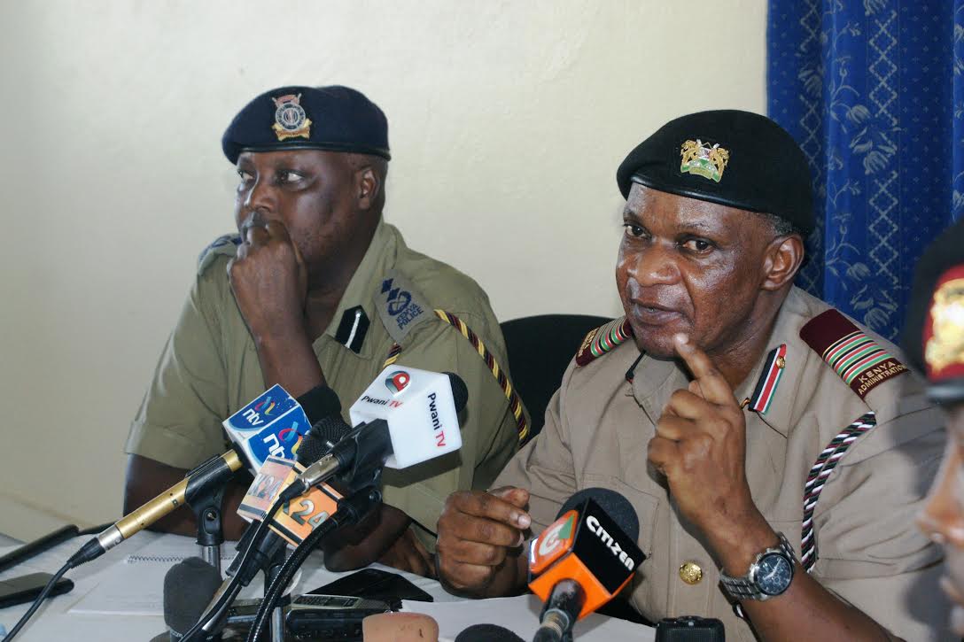 Mombasa county commissioner Nelson Marwa (right) and Mombasa county police commander address the press. The two security chiefs have declared the war on drug trafficking in the port city. Photo: The AfricaPaper/Harrison Mbungu.