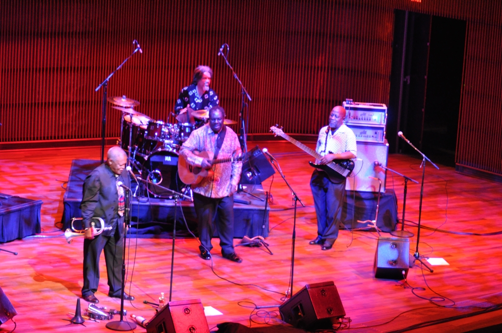 Hugh Masekela (L) at the Ordway Center, MN, USA. Photo: Alice Mansaray/The AfricaPaper