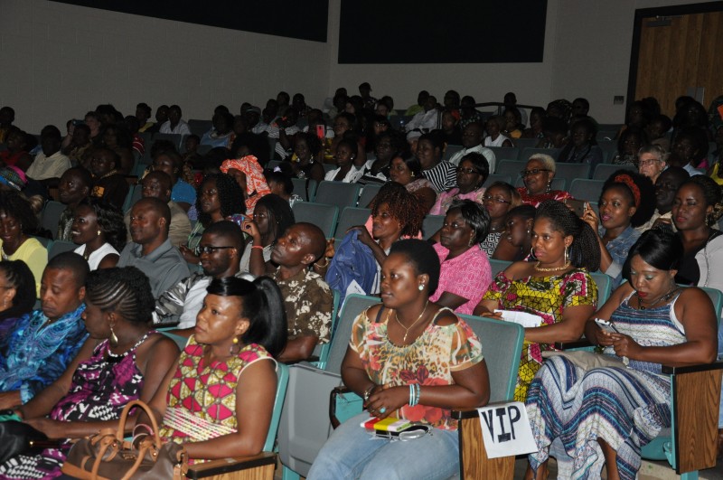 Spectators at the Ambassador's performance. Photo: Issa Mansaray/The AfricaPaper. 