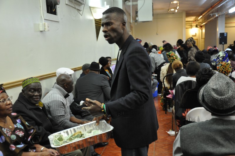 Collecting donation in Staten Island, New York. Photo: The AfricaPaper/Issa A. Mansaray