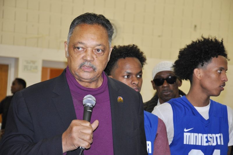 Rev. Jesse Jackson speaking to the East African youths. Photo: Issa Mansaray/The AfricaPaper